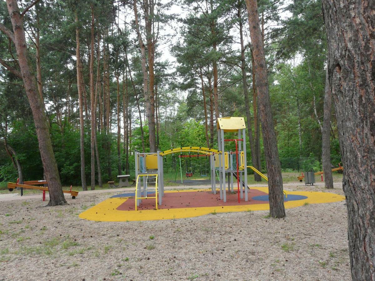 Sosnowy apartament Józefów Zewnętrze zdjęcie